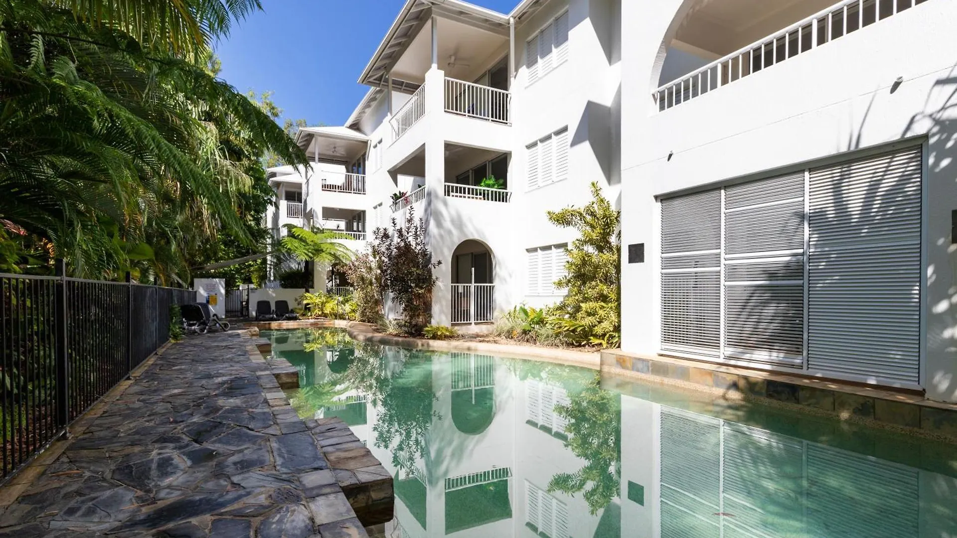 Paz At Portsea Dual-Key Studio & One Bedroom Port Douglas Australia